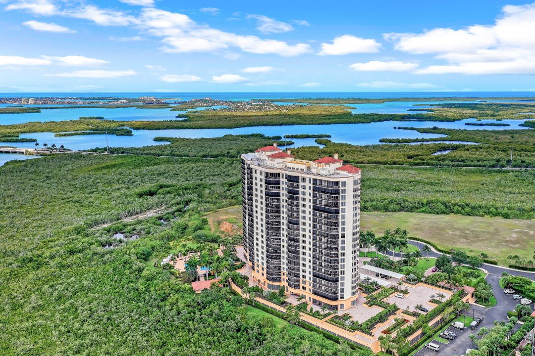 1050 Borghese Ln #804, Naples, FL 34114