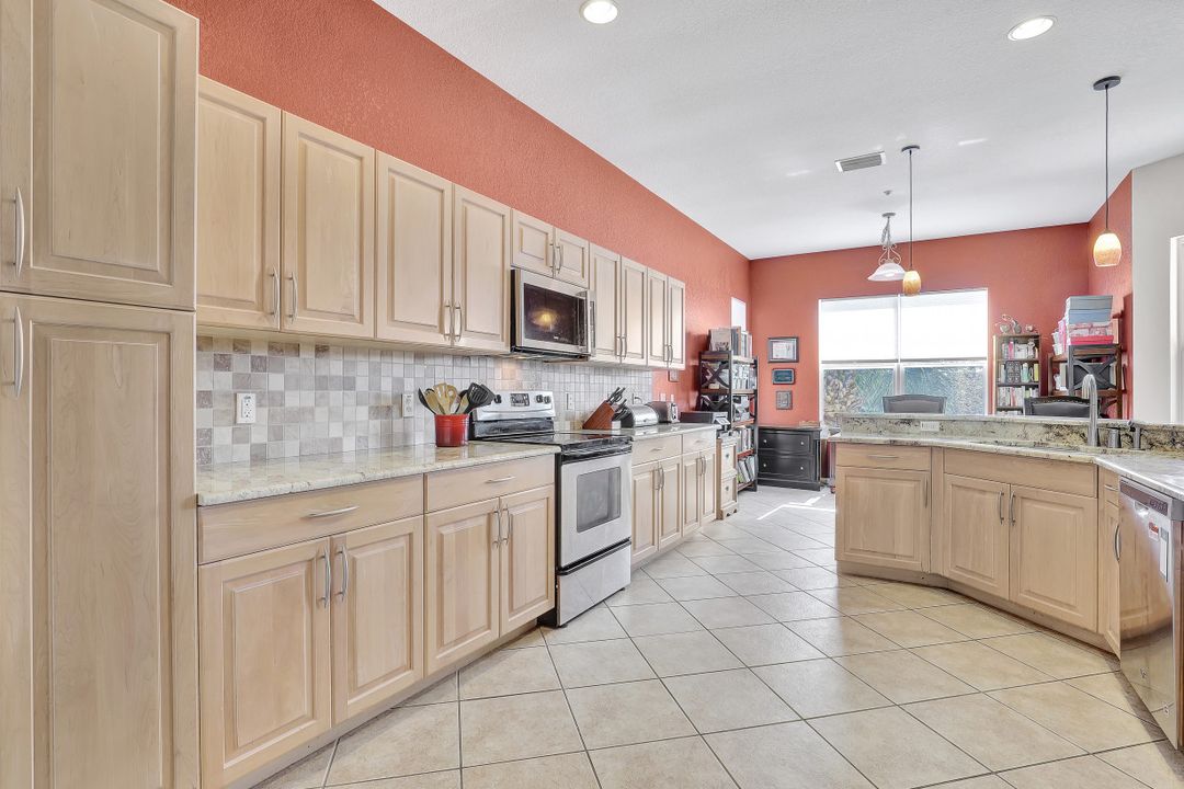 26414 Lucky Stone Rd #201, Bonita Springs, FL 34135