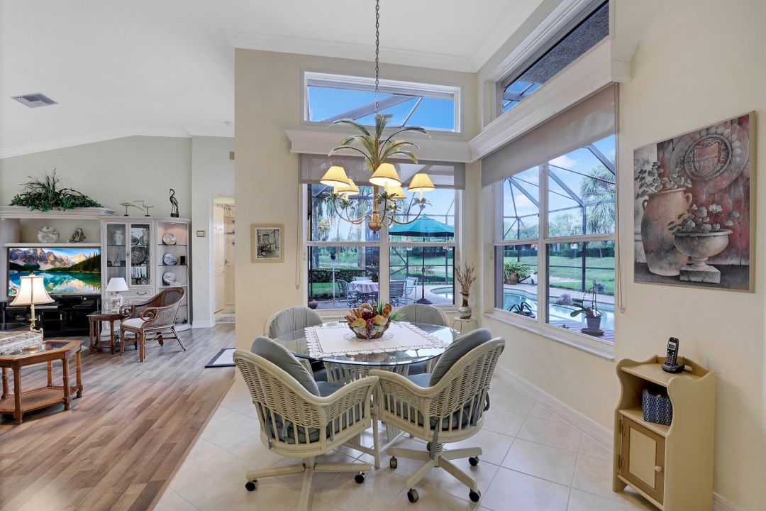 1427 King Sago Ct, Naples, FL 34119