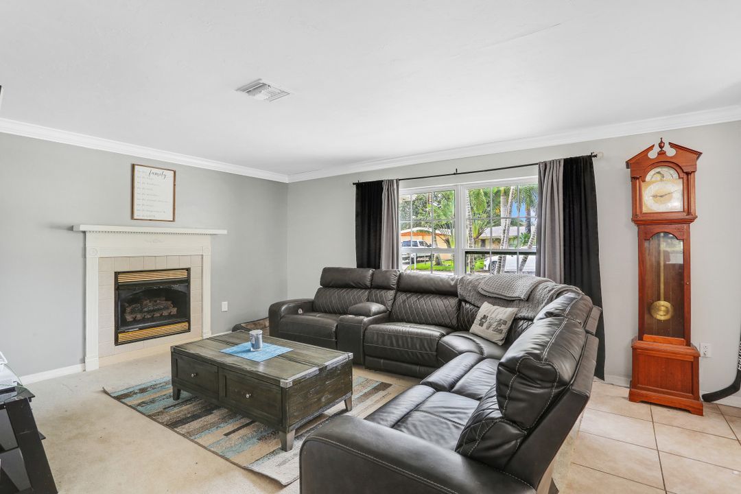 4747 McGregor Blvd, Fort Myers, FL 33901