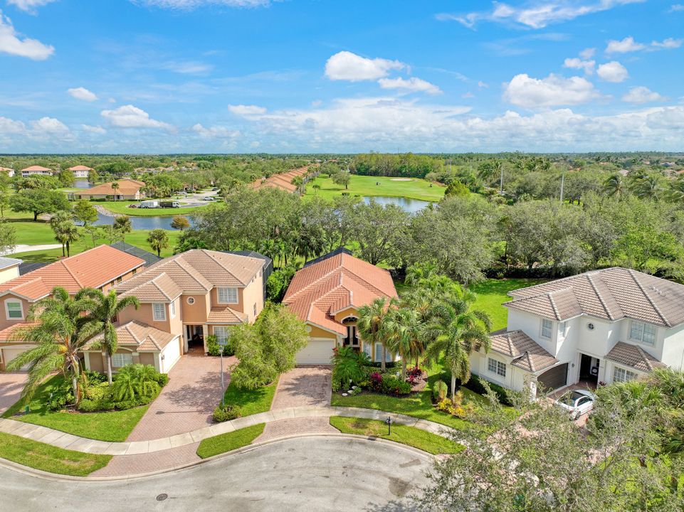 2025 Isla De Palma Cir, Naples, FL 34119