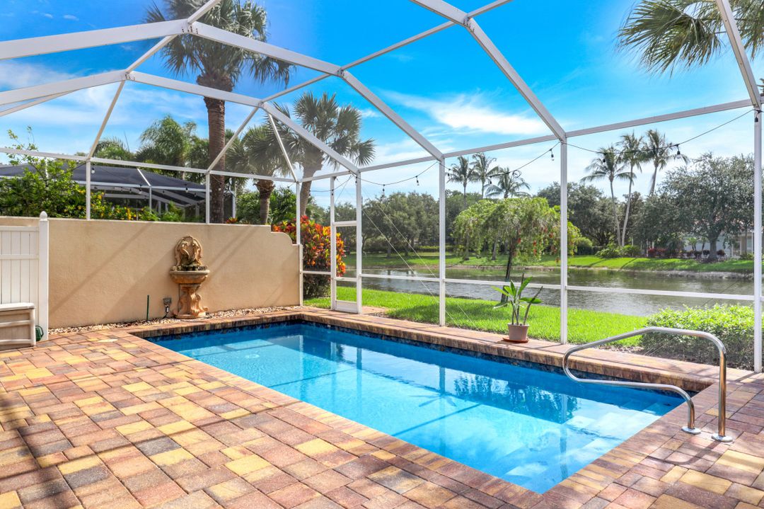 4420 Prescott Ln, Naples, FL 34119