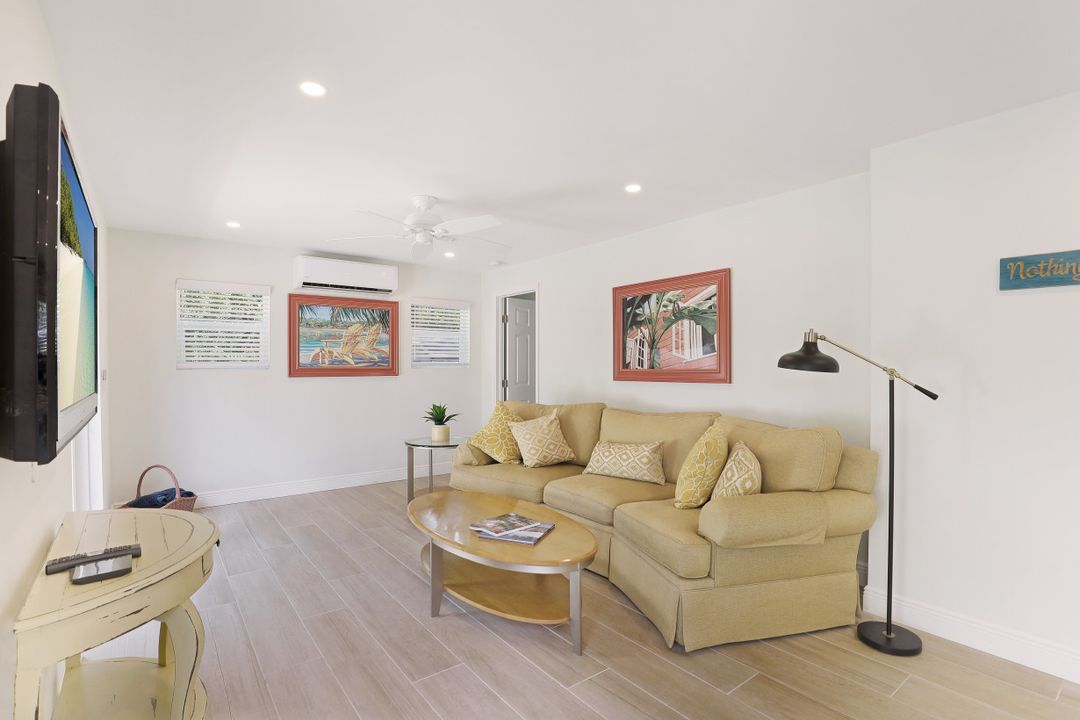 25063 Luci Dr, Bonita Springs, FL 34135