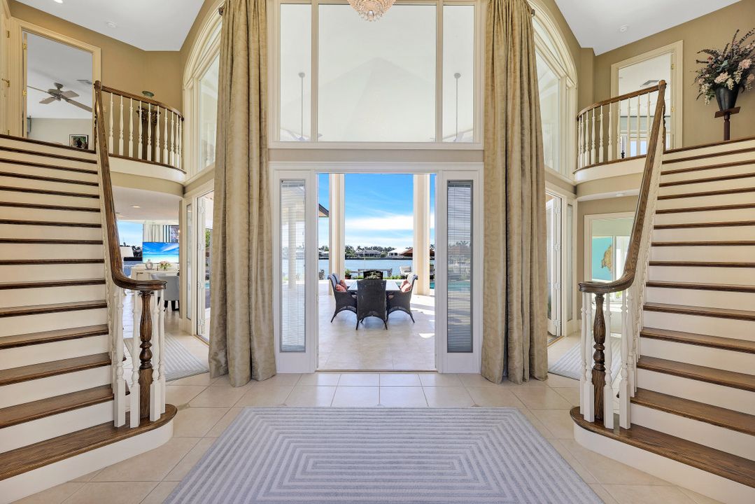 856 Inlet Dr, Marco Island, FL 34145