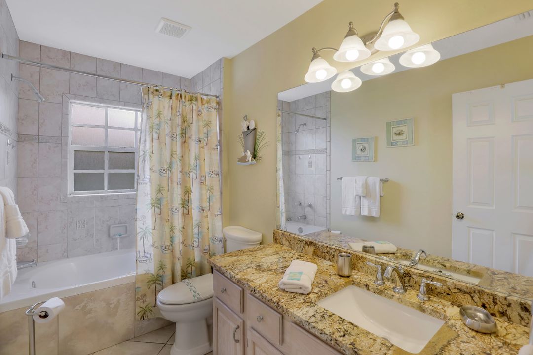 1130 Lighthouse Ct, Marco Island, FL 34145