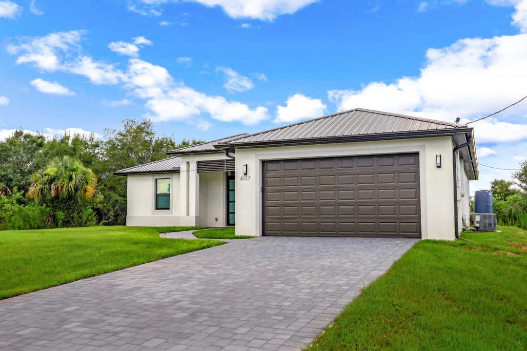 6137 Hutton Ct, Fort Myers, FL 33905