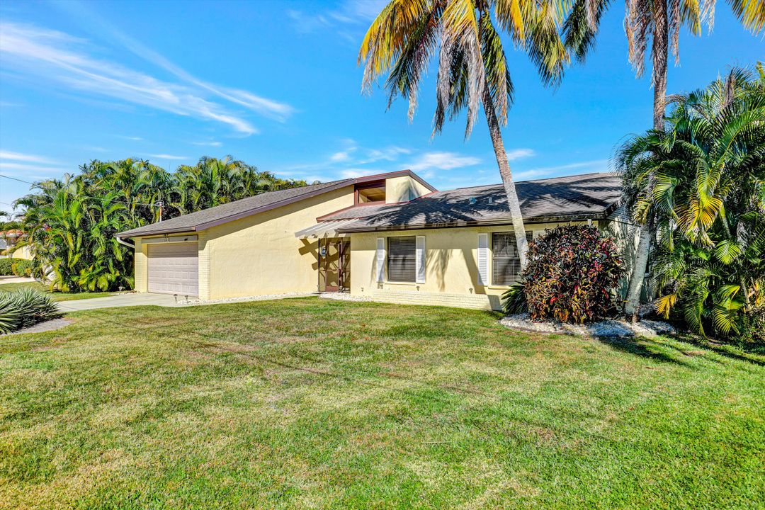1331 SW 27th Terrace, Cape Coral, FL 33914