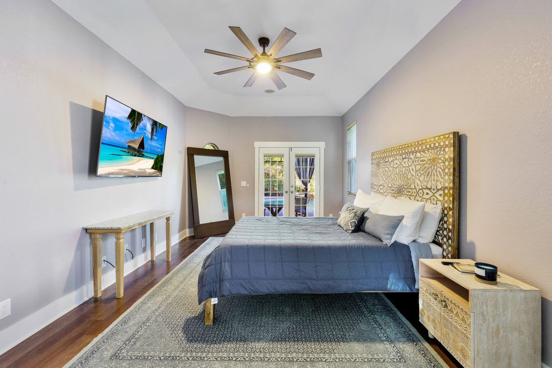 2047 Terrazzo Ln, Naples, FL 34104