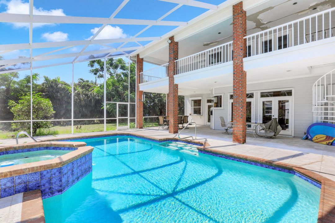 20801 Groveline Ct, Estero, FL 33928