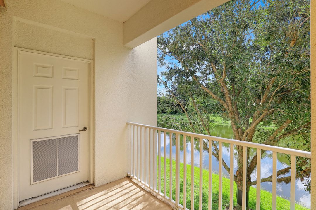 3961 Pomodoro Cir #203 , Cape Coral, FL 33909