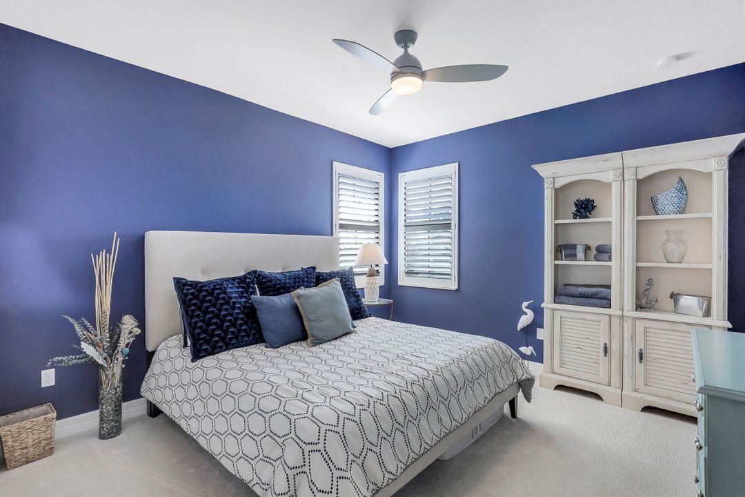 3025 Cinnamon Bay Cir, Naples, FL 34119