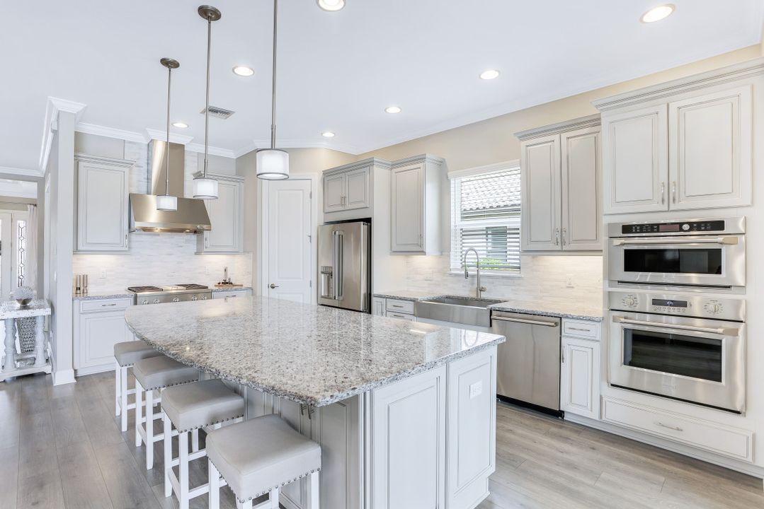 9588 Montelanico Loop, Naples, FL 34119