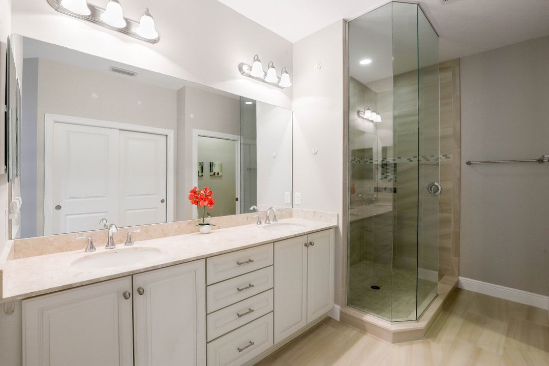 2181 Frangipani Cir  #201, Naples, FL 34120