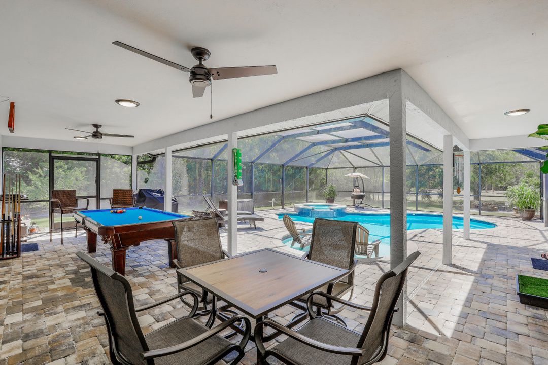 4530 7th Ave SW, Naples, FL 34119