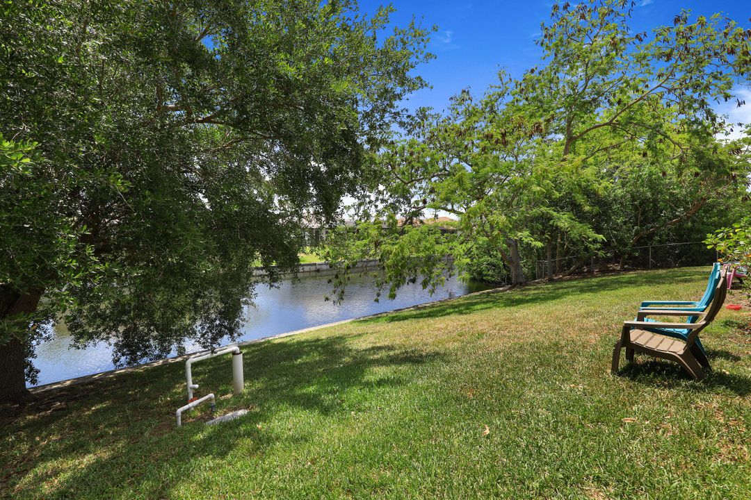 1803 Surfside Blvd, Cape Coral, FL 33991