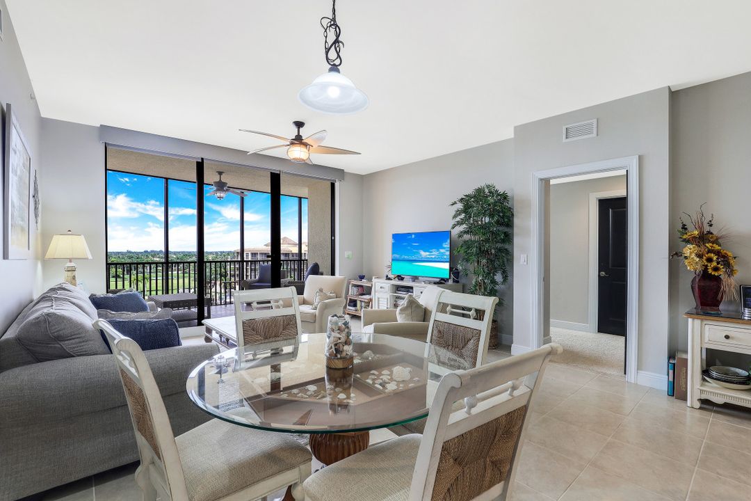 5793 Cape Harbour Dr #716, Cape Coral, FL 33914