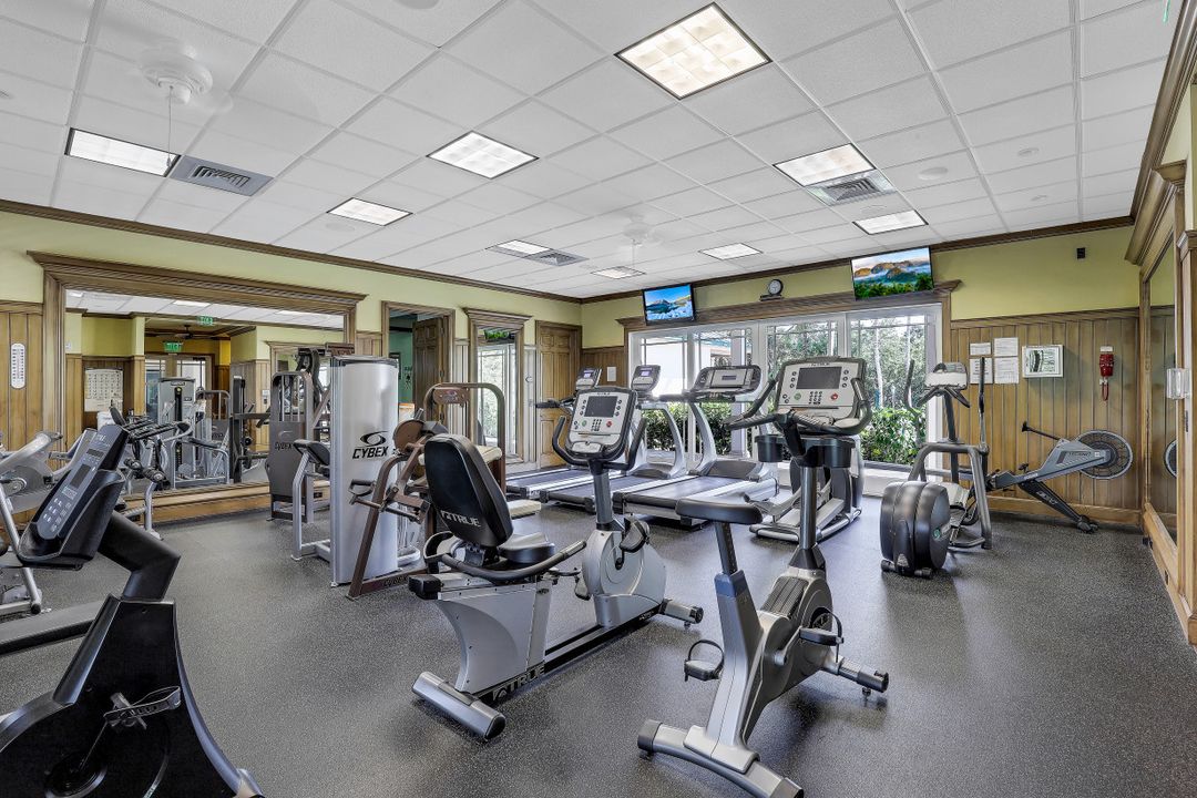 455 Cove Tower Dr #704, Naples, FL 34110