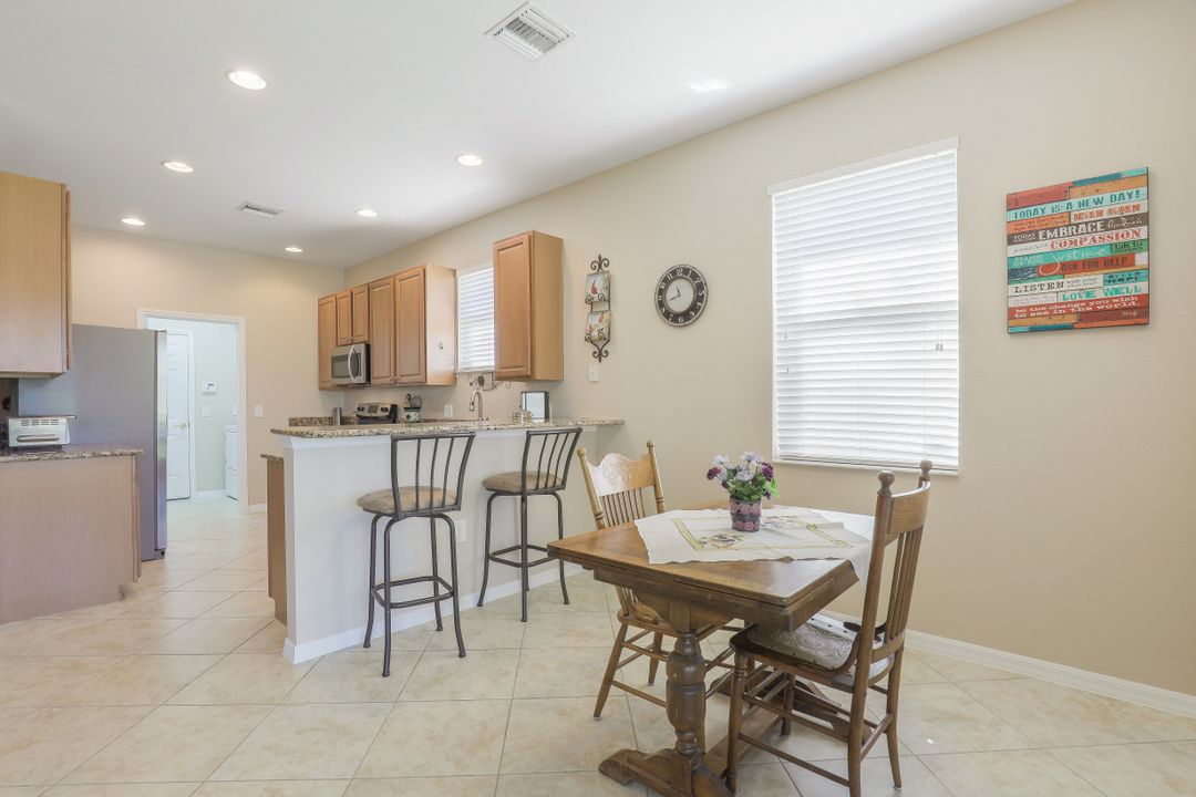 14281 Manchester Dr, Naples, FL 34114