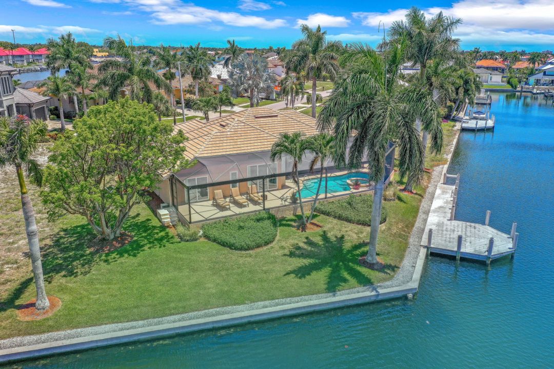 160 S Seas Ct, Marco Island, FL 34145