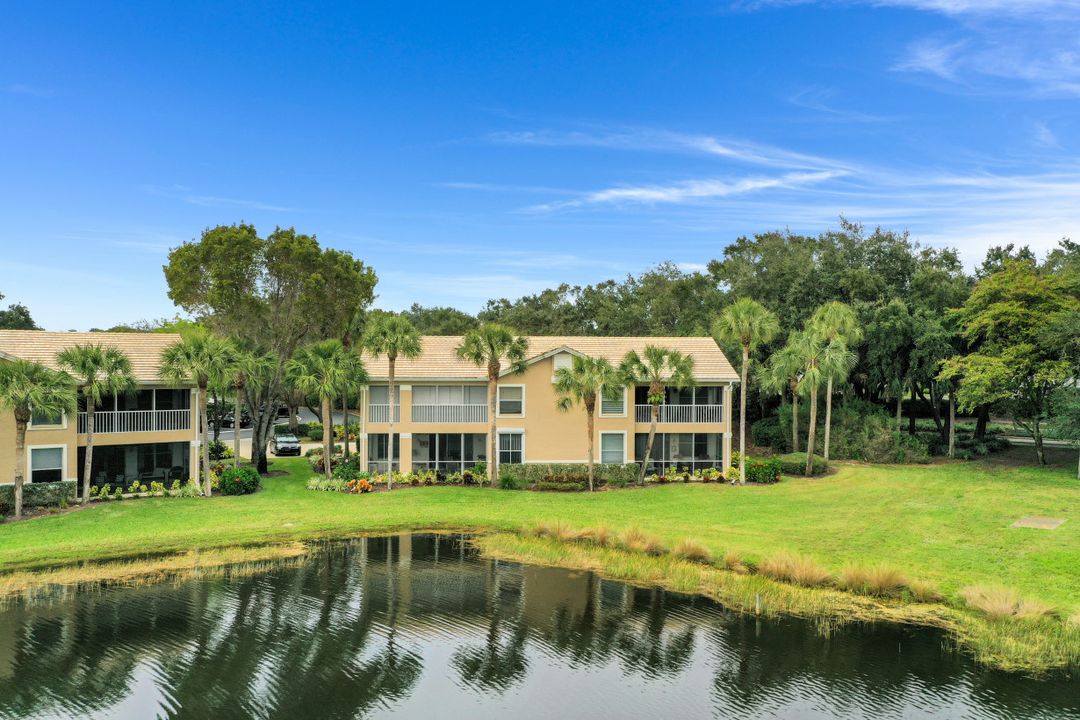 24820 Lakemont Cove Ln #201, Bonita Springs, FL 34134