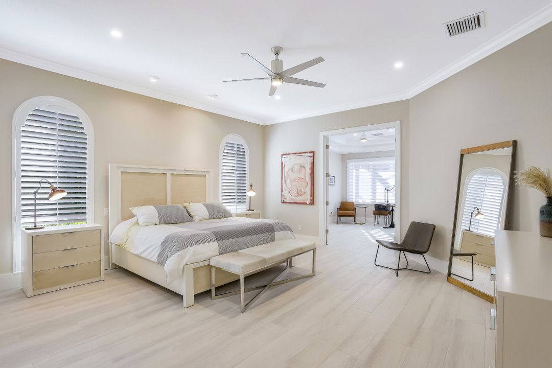 3371 Creekview Dr, Bonita Springs, FL 34134