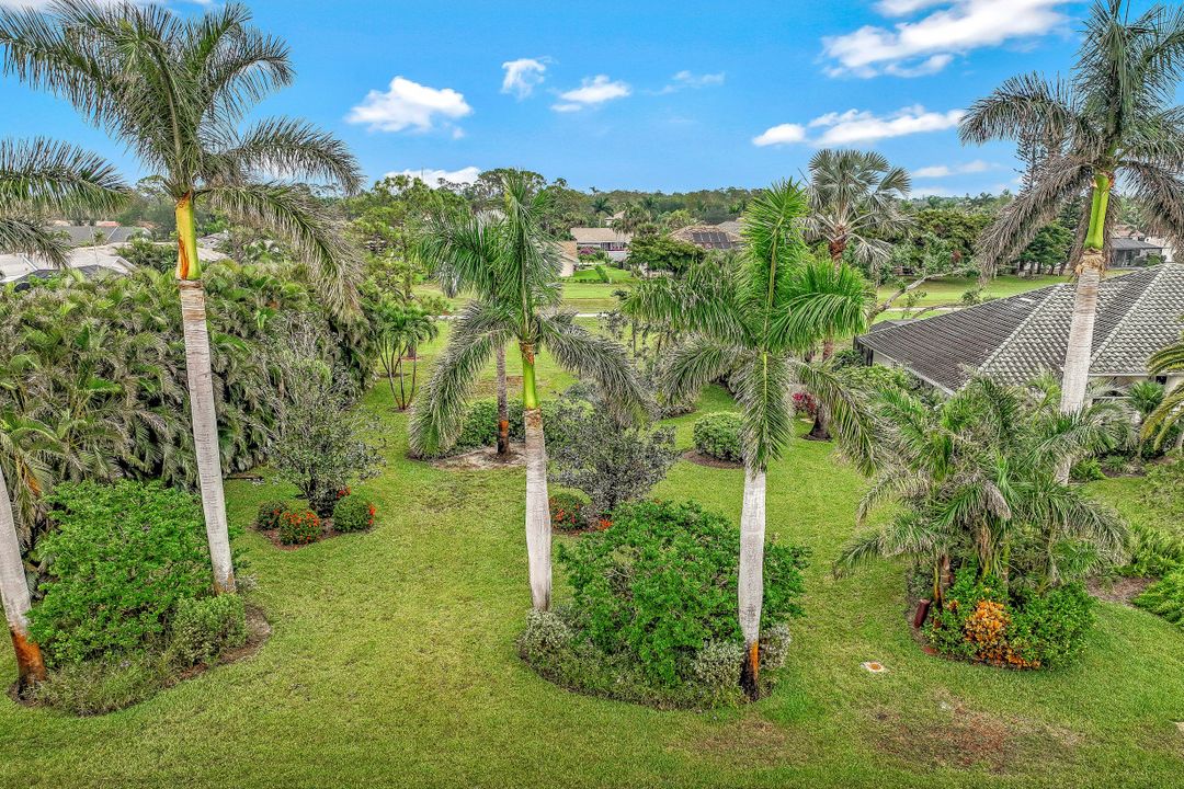 9922 Ortega Ln, Bonita Springs, FL 34135