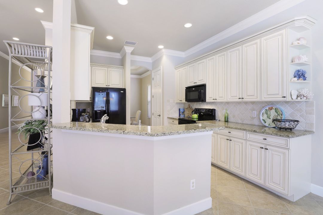 10354 Flat Stone Loop, Bonita Springs, FL 34135