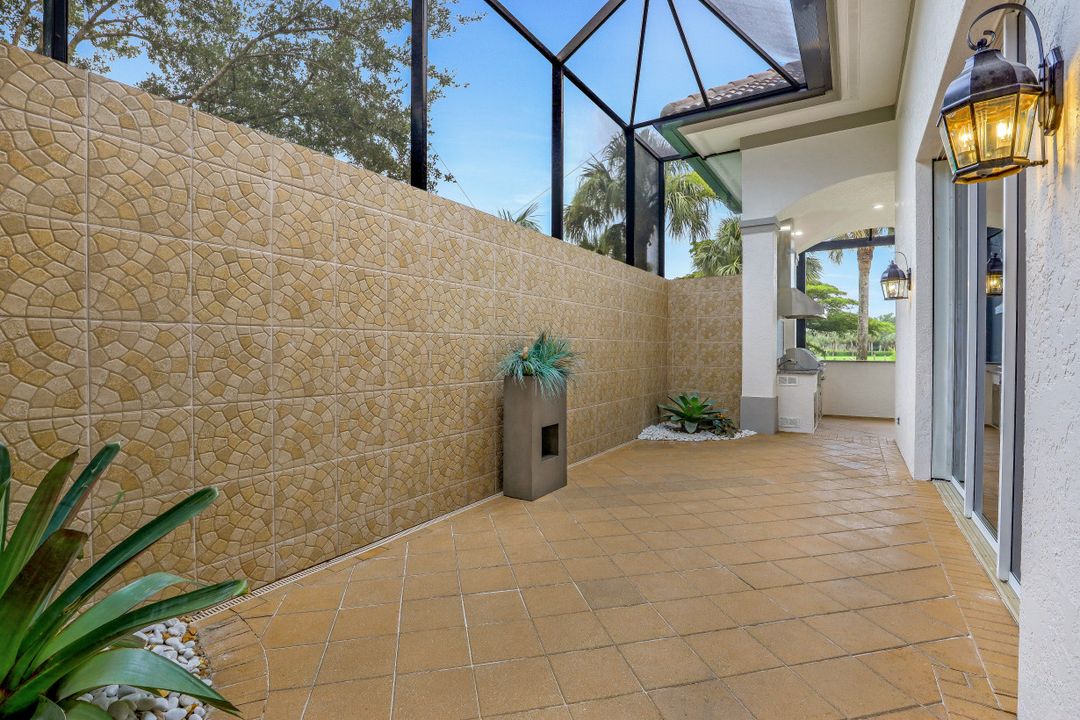 11430 Golden Eagle Ct, Naples, FL 34120