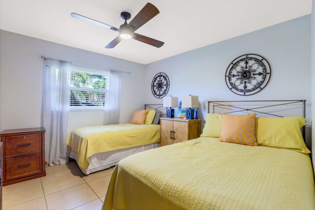 27011 Homewood Dr, Bonita Springs, FL 34135