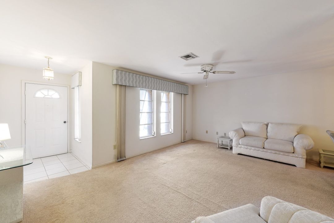 17421 Delaware Rd, Fort Myers, FL 33967