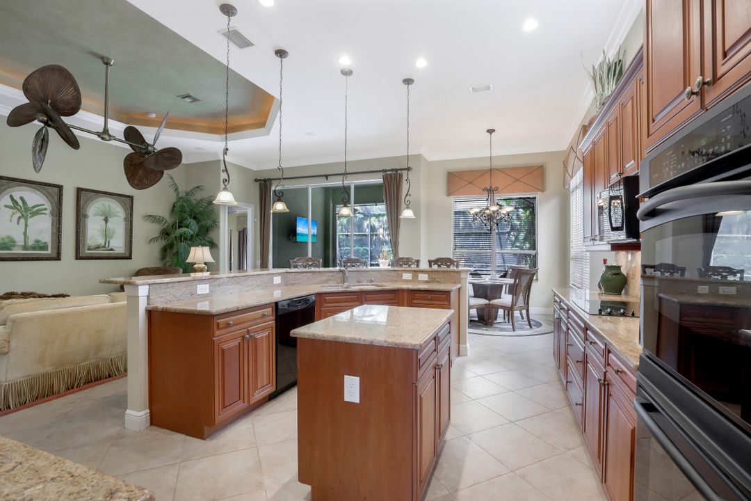 12133 Via Cercina Dr, Bonita Springs, FL 34135