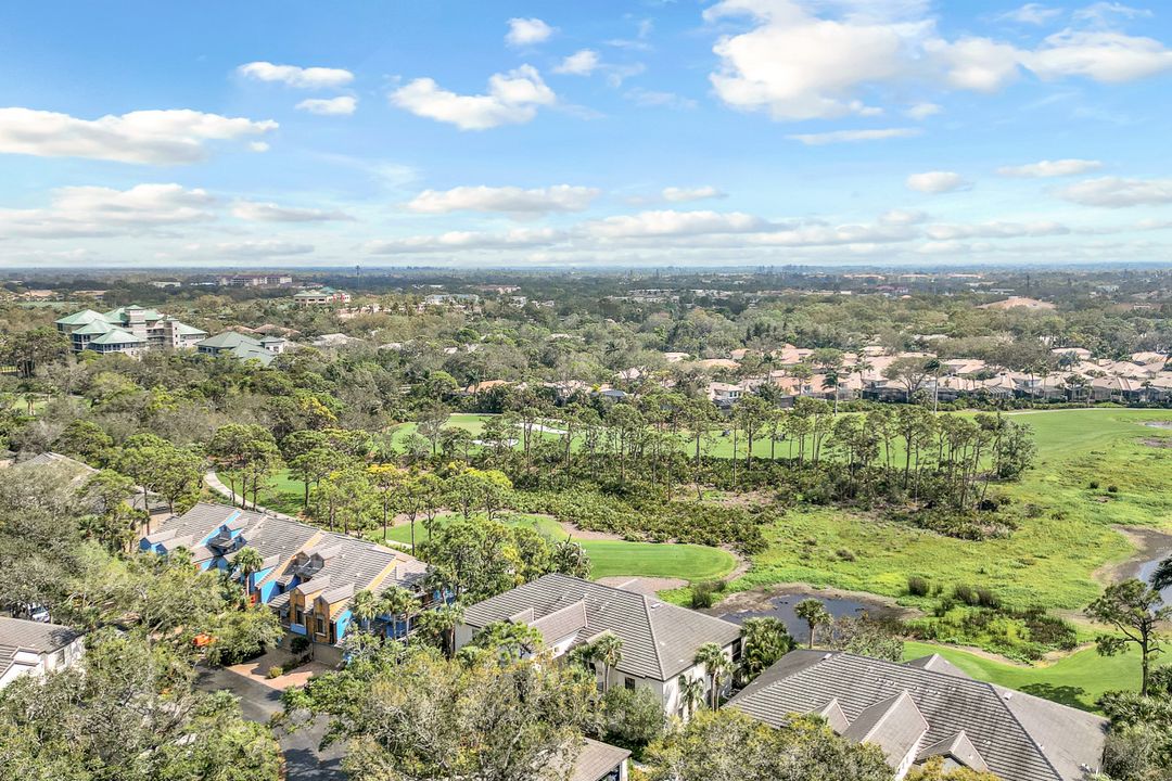 27155 Oakwood Lake Dr, Bonita Springs, FL 34134