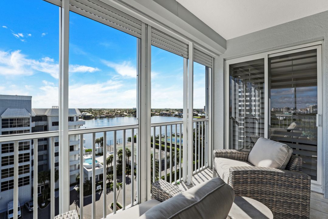 9811 Gulf Shore Dr, Naples, FL 34108