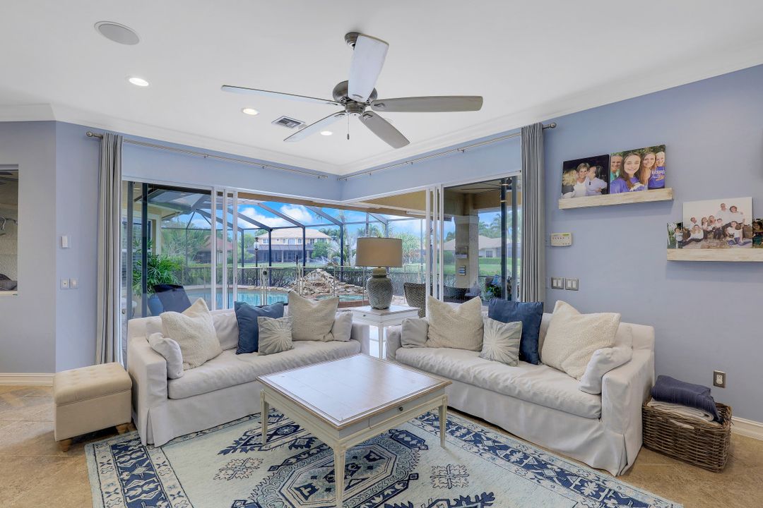 5119 Post Oak Ln, Naples, FL 34105