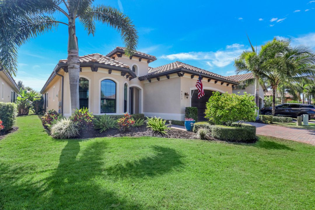 9073 Isla Bella Cir, Bonita Springs, FL 34135
