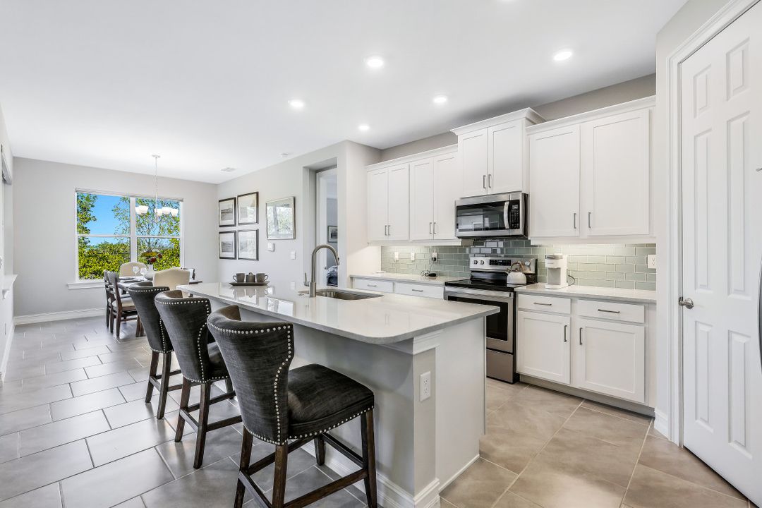 28049 Seasons Tide Ave, Bonita Springs, FL 34135