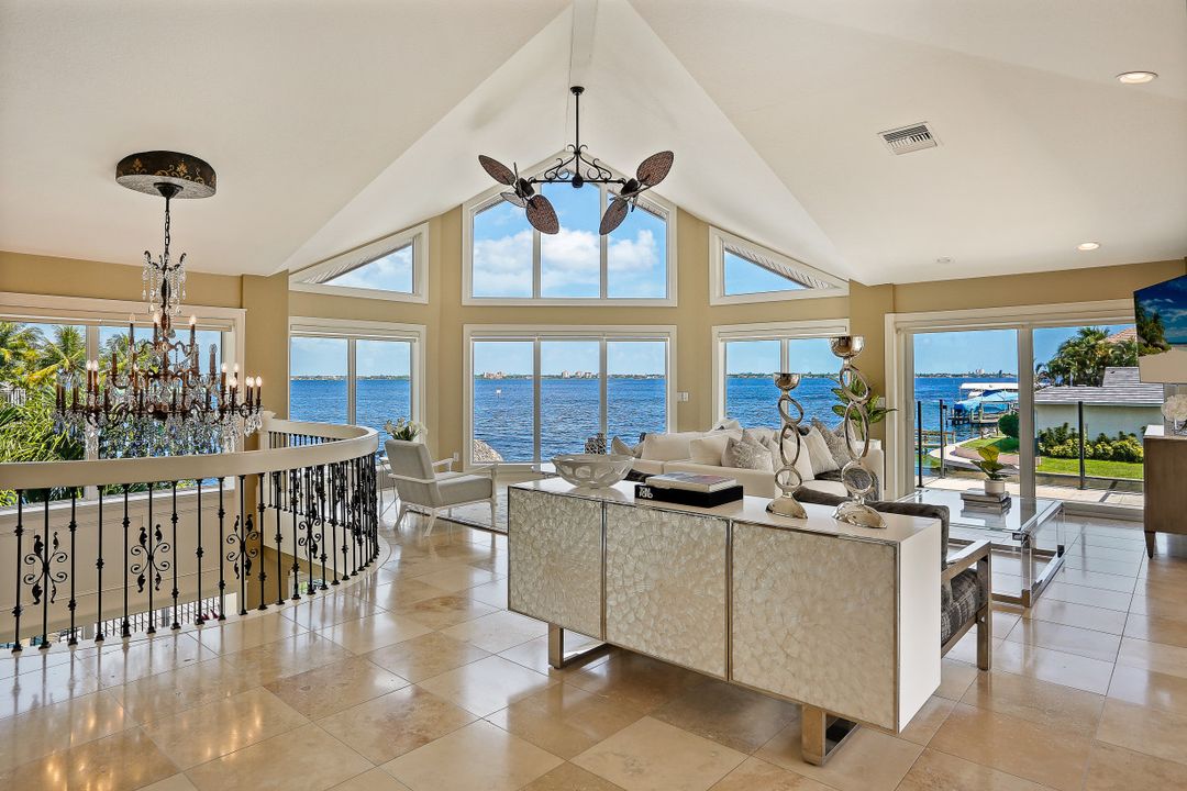 101 SW 58th St, Cape Coral, FL 33914