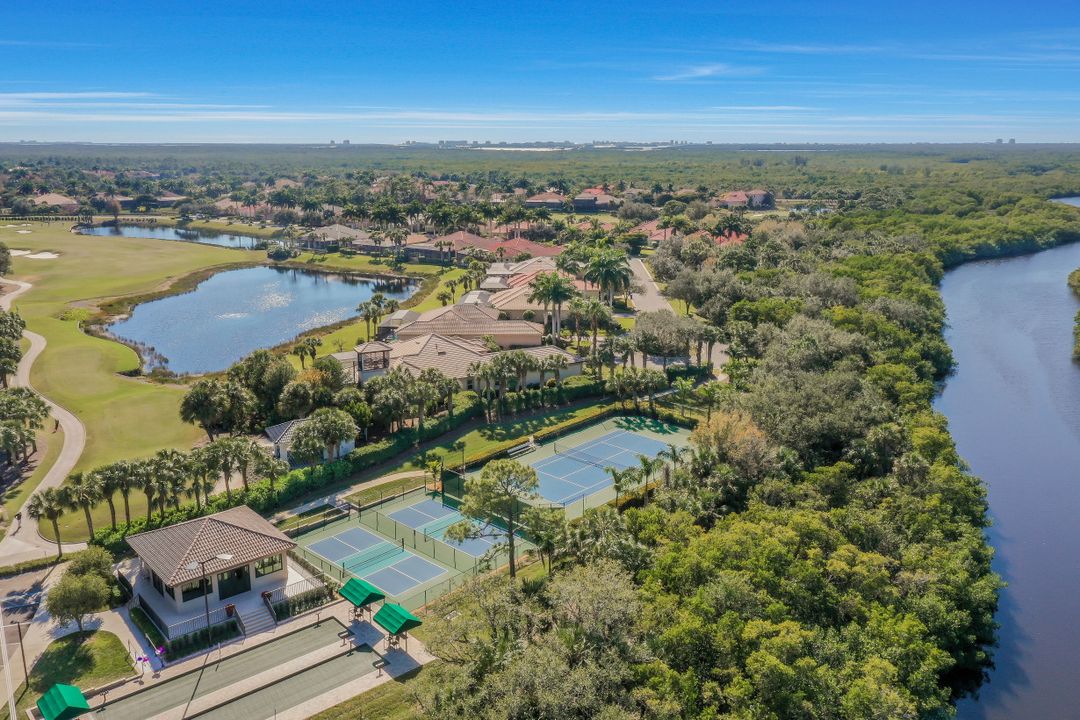 18600 Cypress Haven Dr, Fort Myers, FL 33908