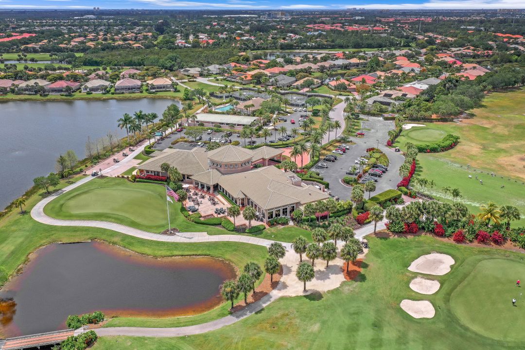 8902 Dartmoor Way, Fort Myers, FL 33908