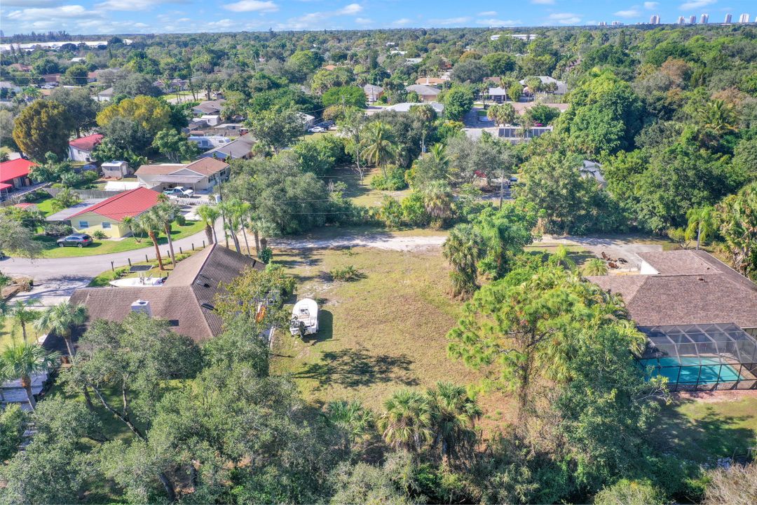 11084 Cherry St, Bonita Springs, FL 34135