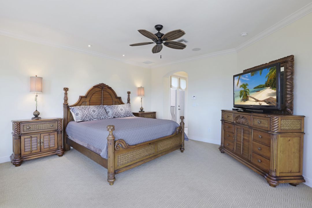 2604 Cape Coral Pkwy W, Cape Coral, FL 33914