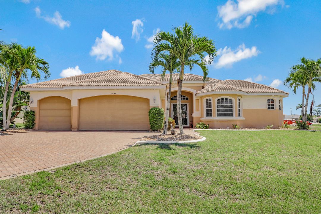 4141 SW 10th Ave, Cape Coral, FL 33914