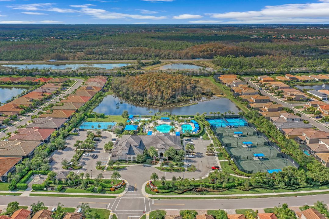 11542 Meadowrun Cir, Fort Myers, FL 33913