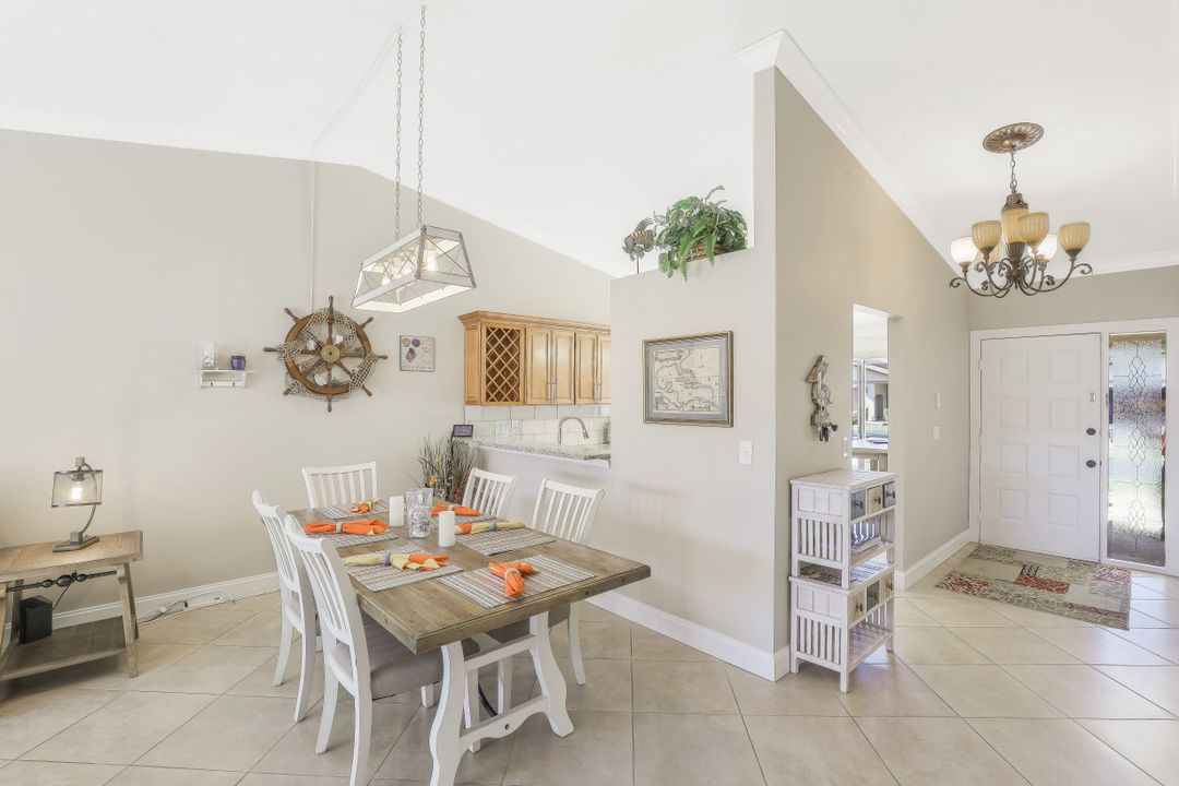 6474 Royal Woods Dr, Fort Myers, FL 33908