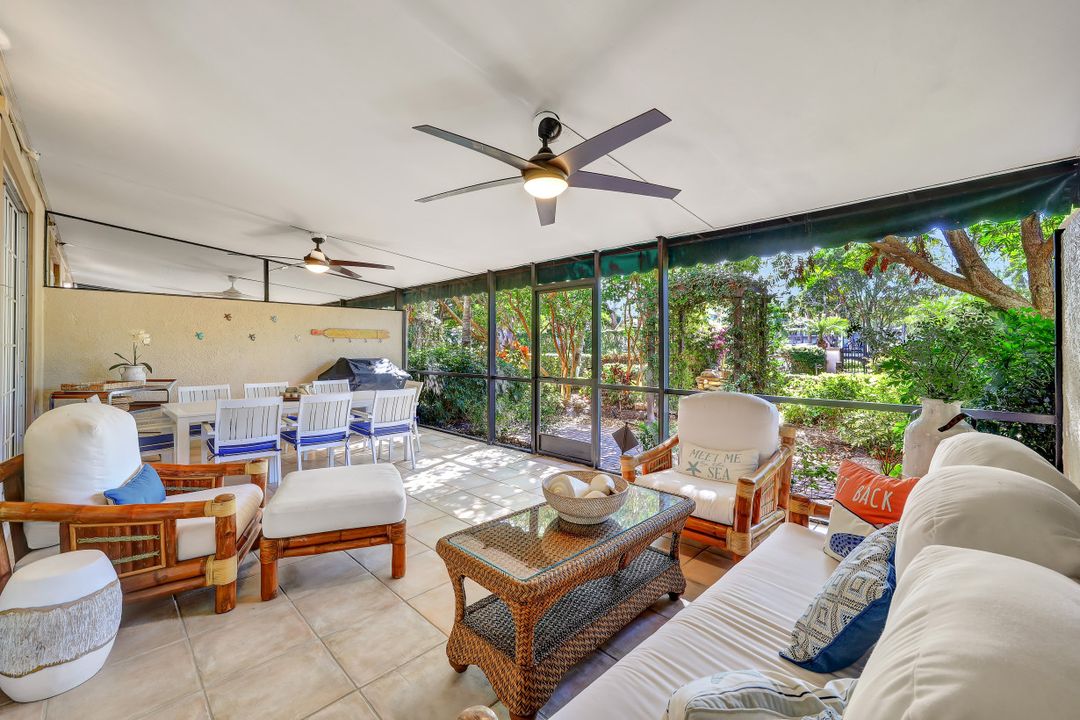 431 4th Ave S, Naples, FL 34102