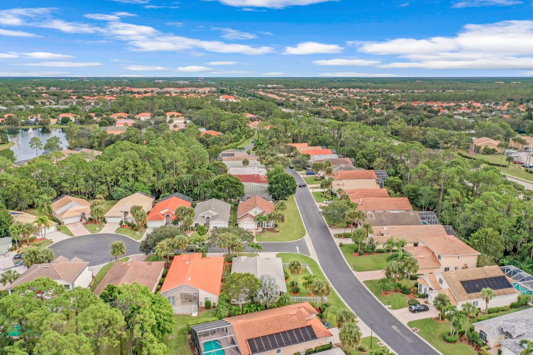 7927 Wexford Dr, Naples, FL 34104