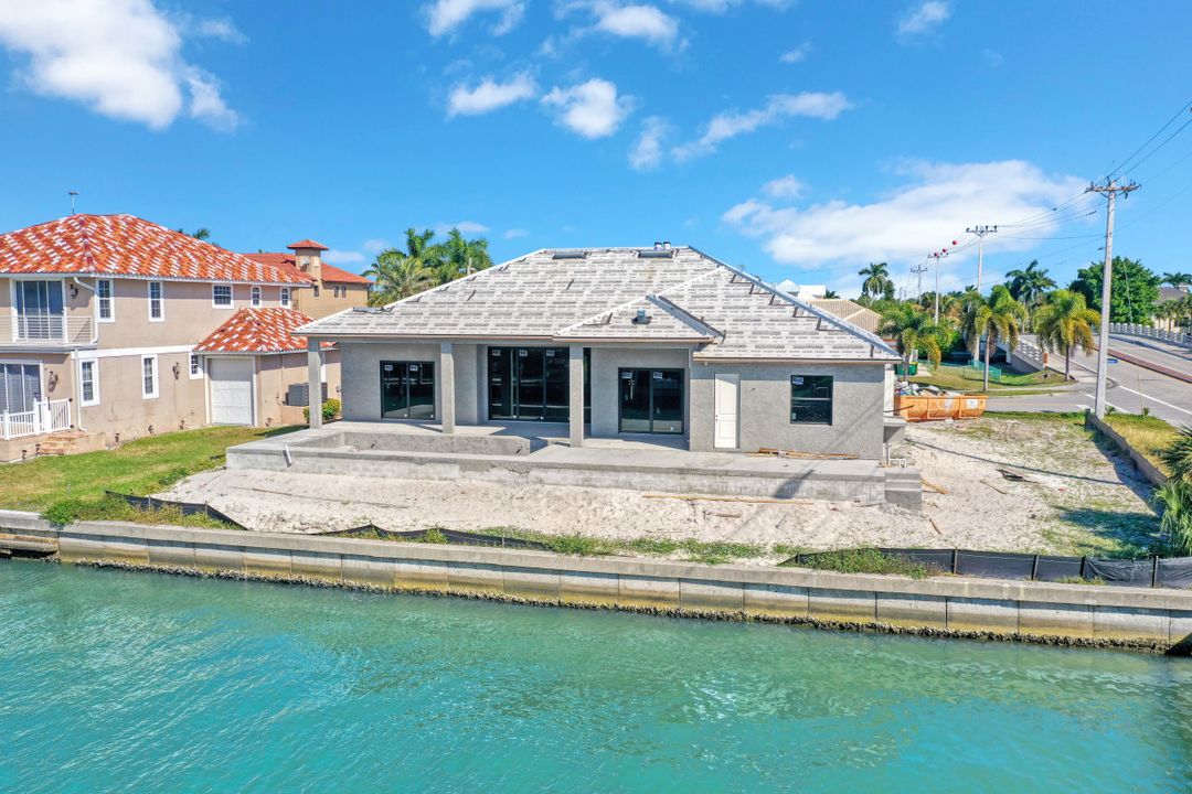 1200 Redwood Ct, Marco Island, FL 34145