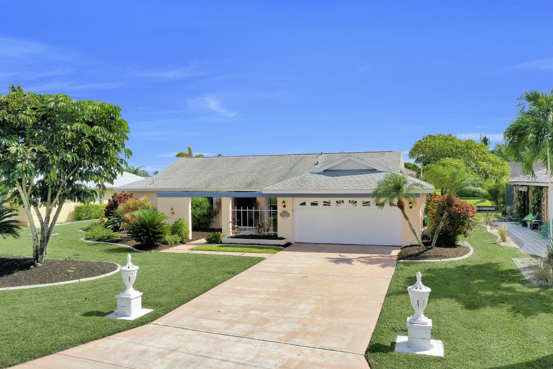 3627 SE 17th Ave, Cape Coral, FL 33904