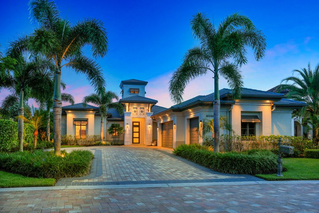 16446 Seneca Way, Naples, FL 34110