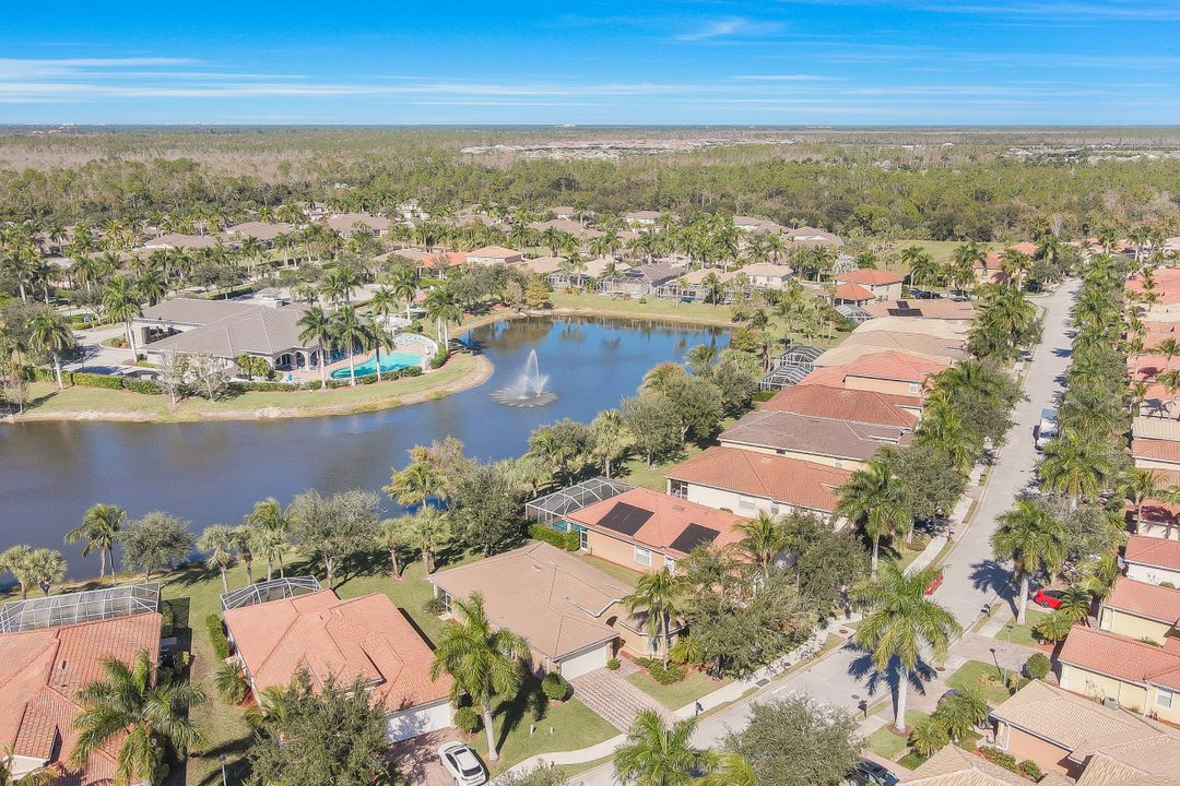 14281 Manchester Dr, Naples, FL 34114